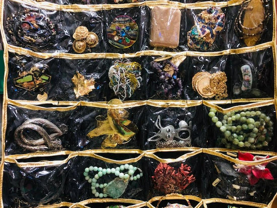 Mixed Costume Jewelry Lot With over 100 Items (1 of 8)