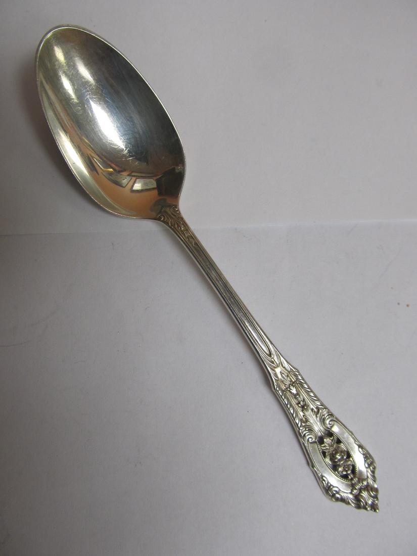 WALLACE SILVERSMITHS ROSE POINT STERLING SILVER CHOICE: CHOICE TEASPOON 6" H XLNT COND This great Wallace Rose Point sterling silver teaspoon is in overall excellent condition with almost no wear seen. It has a recently polished patina & should polish nice