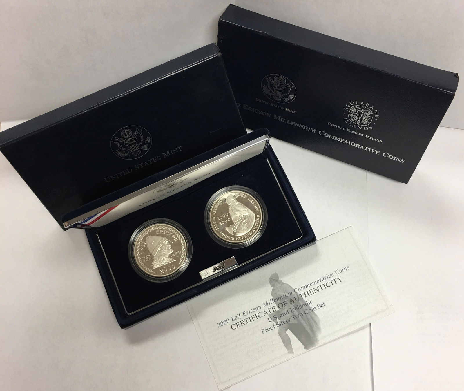 2000 $1 Leif Ericson and 1000 Kronur Commem Silver (1 of 5)