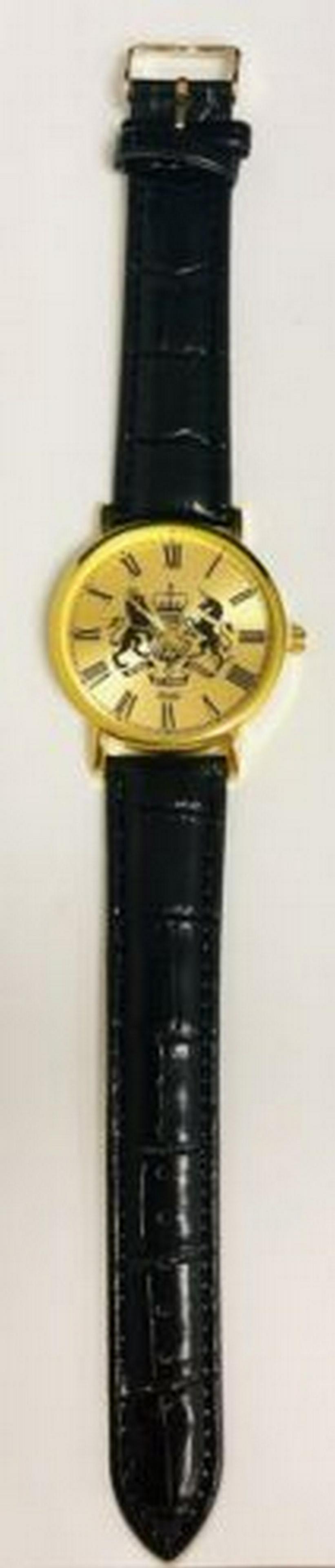 Mens Gold Tone Eiger Quartz Wrist Watch: Mens Gold Tone Eiger Quartz Wrist Watch