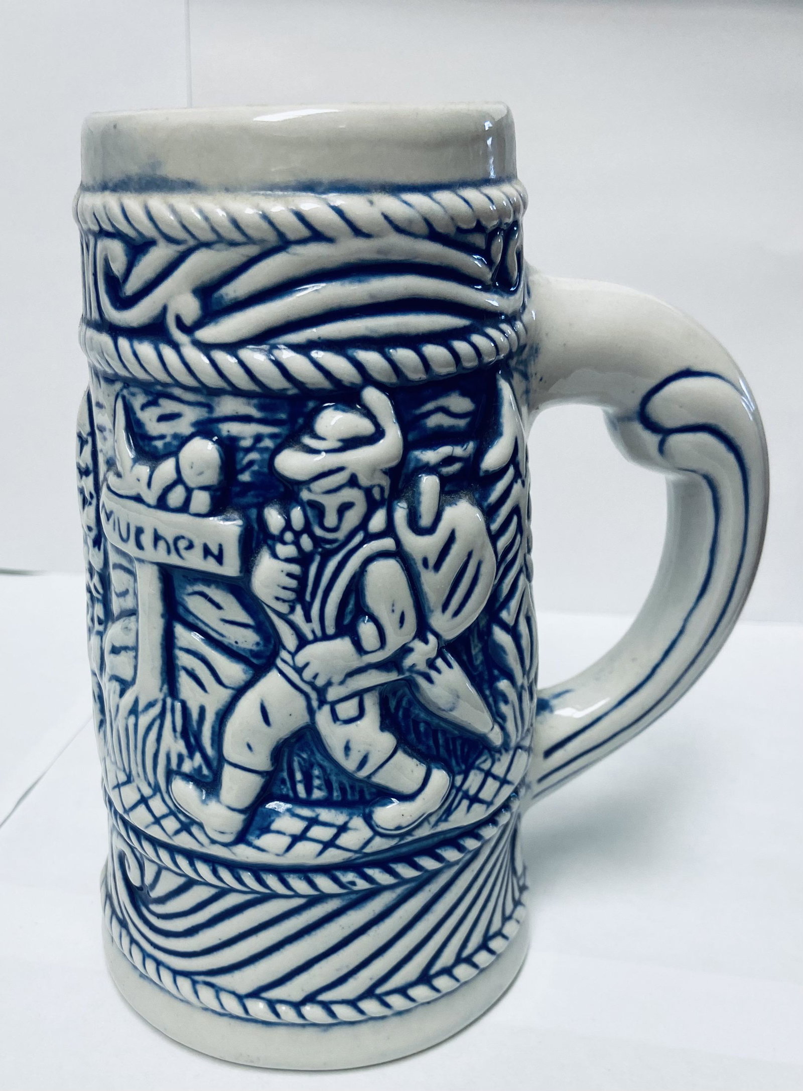Vintage Collectable Ceramic Bavarian Mug Beer Stein: Vintage Collectable Ceramic Bavarian Mug Beer Stein 1368 Made In Brazil - About 6.5". Condition is "Used". No damage or repairs noted. Use zoom feature on photos to see details of the piece Photos are