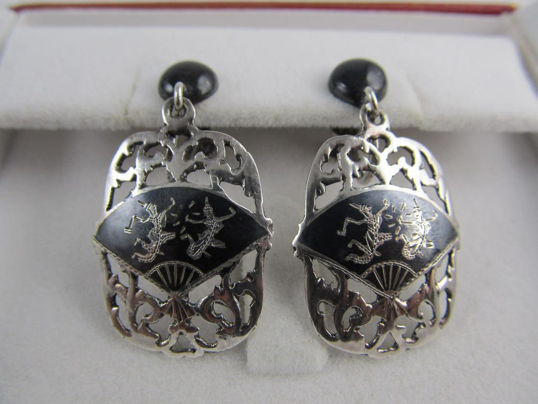 SIAM STERLING SILVER VINTAGE EARRINGS NIELLO BACKGROUND (1 of 5)