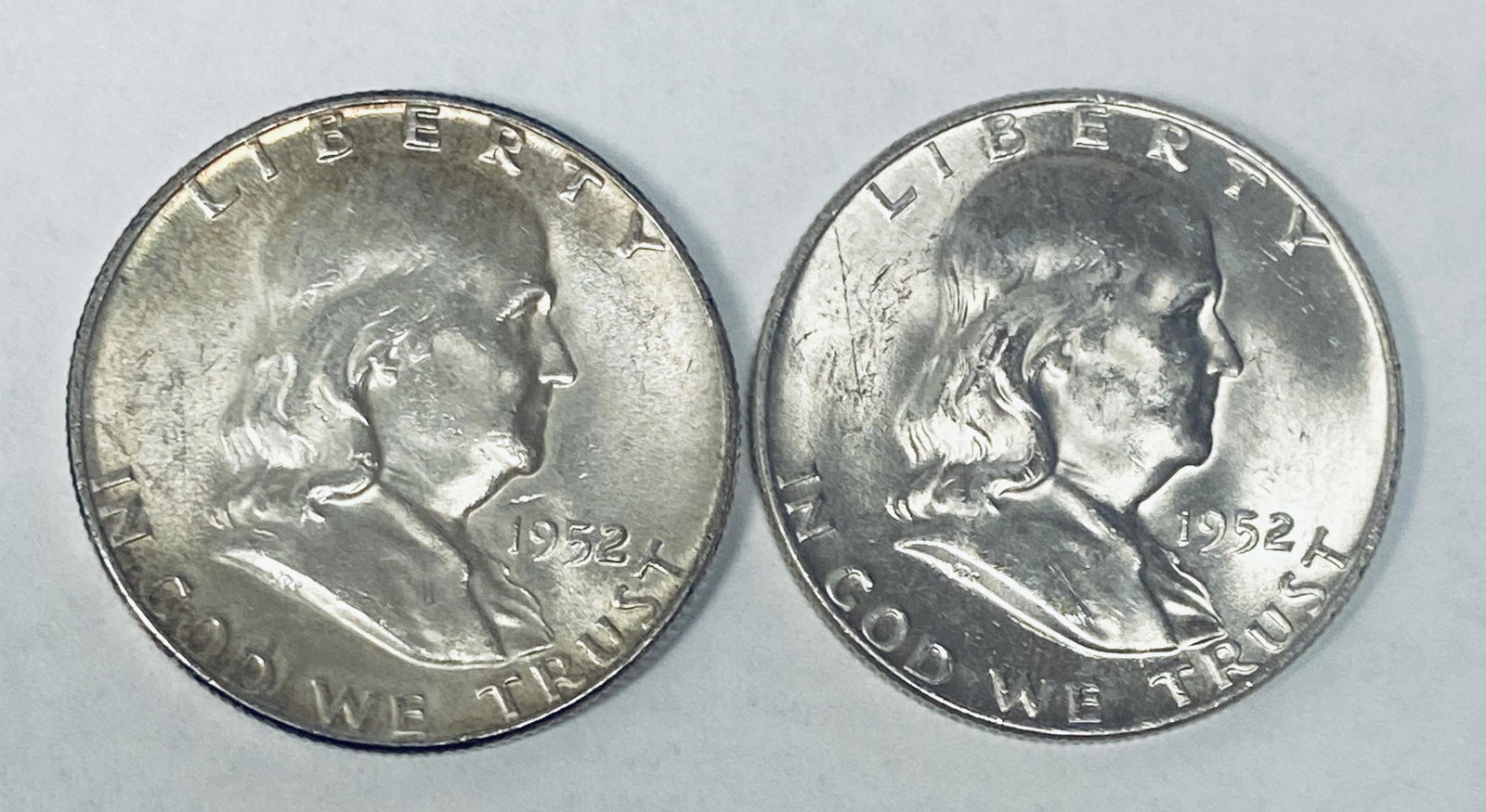 Lot of 2 Franklin Silver Half Dollars 1952-P & 1952-D (1 of 2)