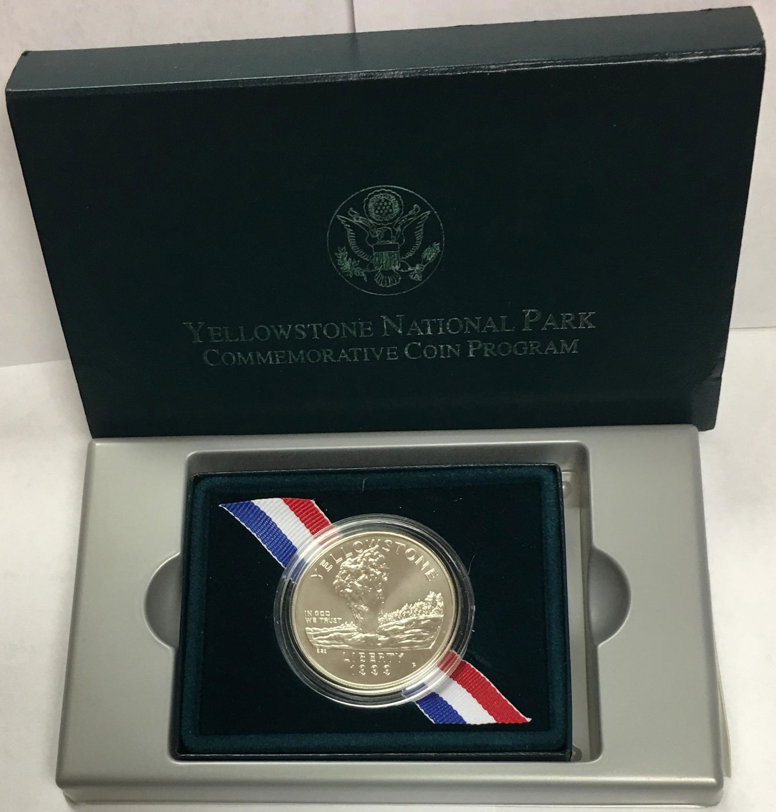 1999-P Yellowstone Commemorative Silver Dollar without (1 of 5)