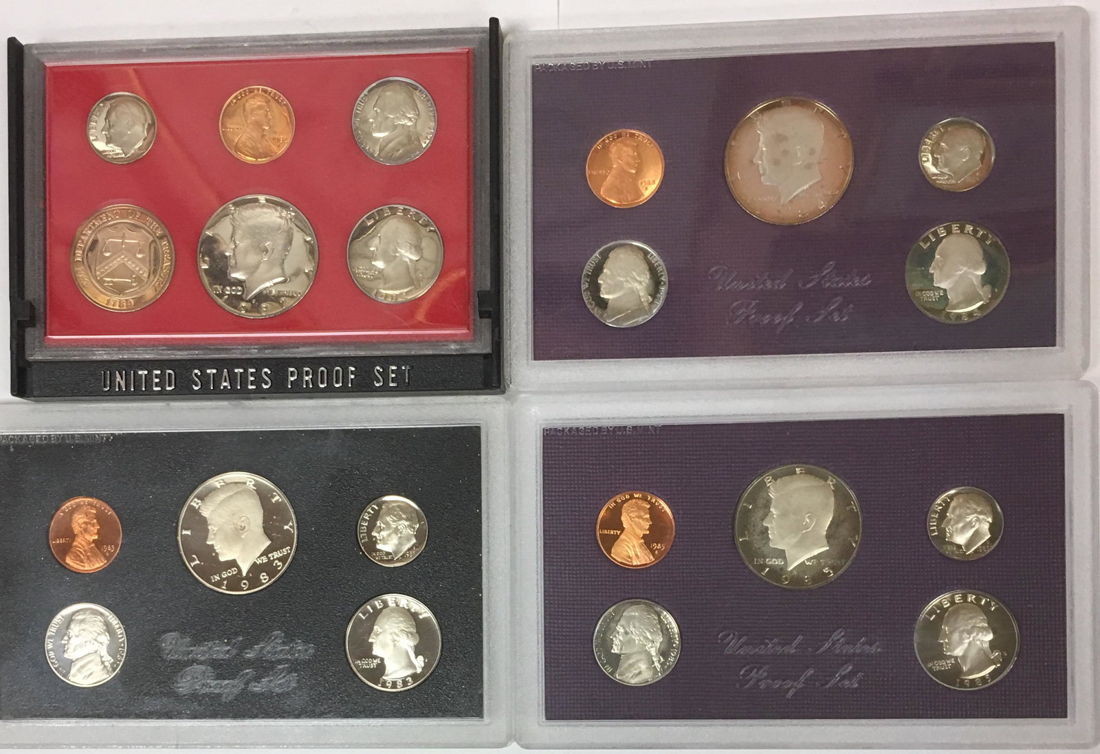 1982 - 1985 Proof Sets without Boxes: 1982 - 1985 Proof Sets without Boxes