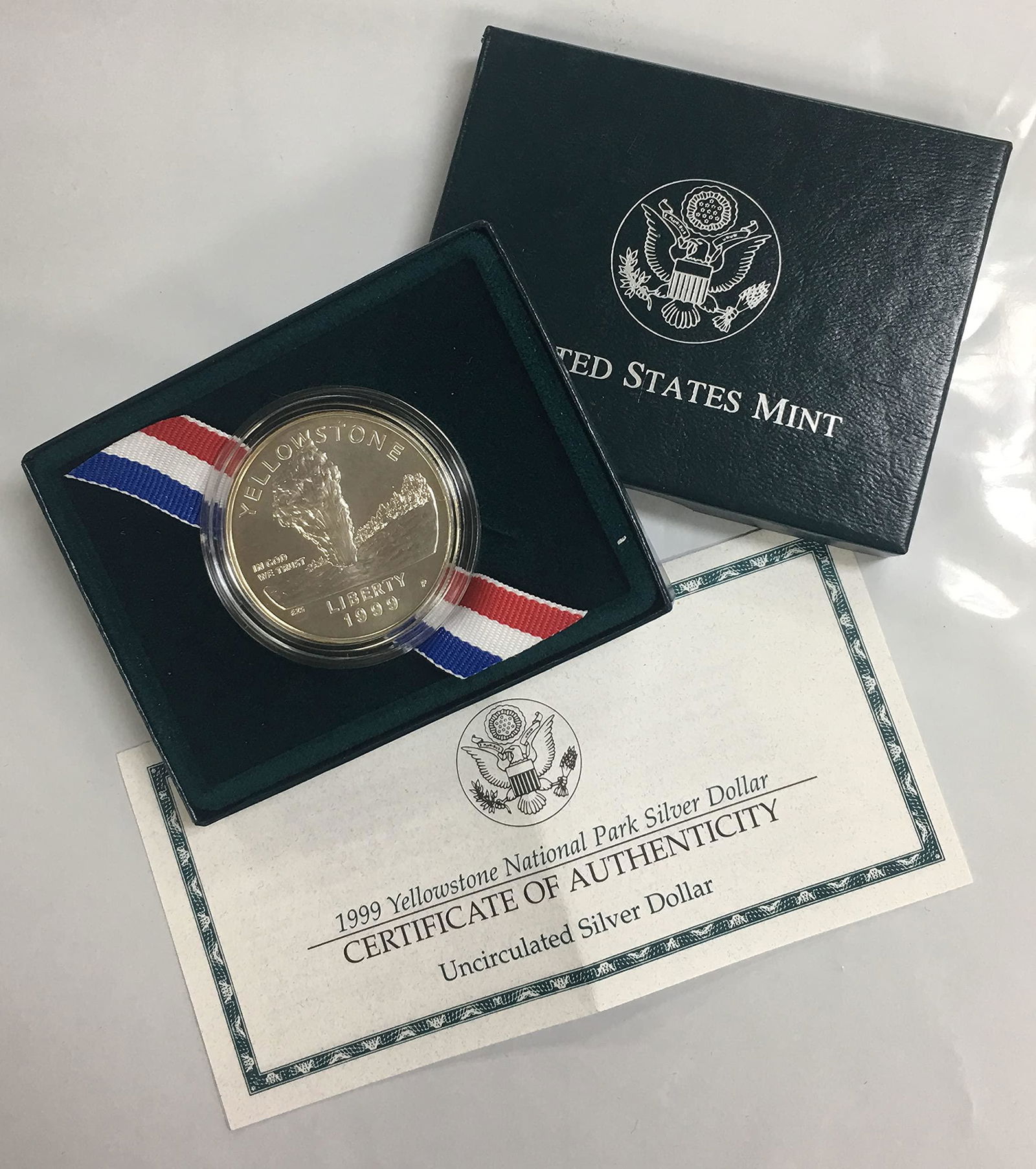 1999-P Yellowstone Commemorative Silver Dollar BU OGP & (1 of 4)