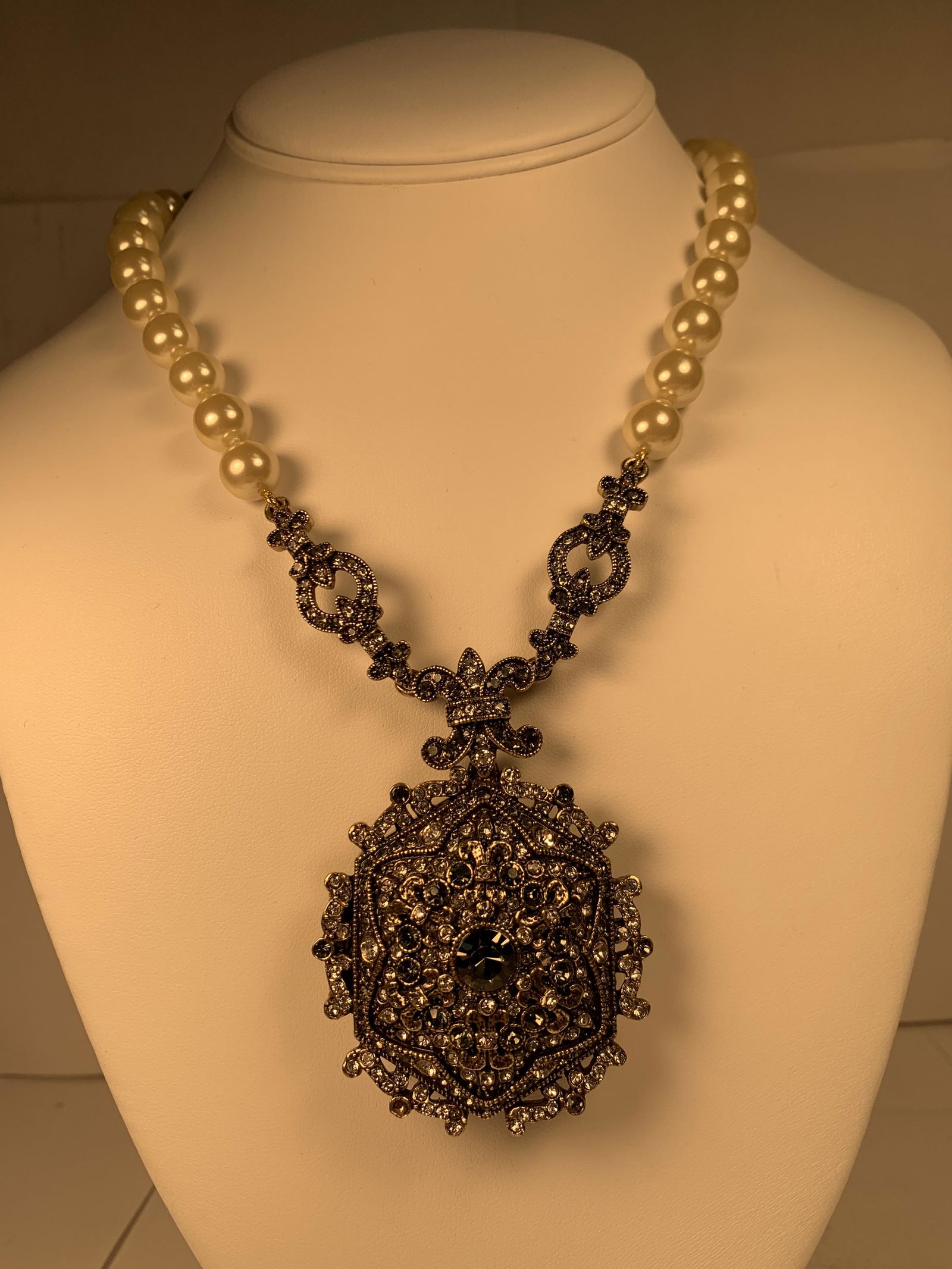 Heidi Daus Ornate Crystal Locket Adjustable Necklace (1 of 8)