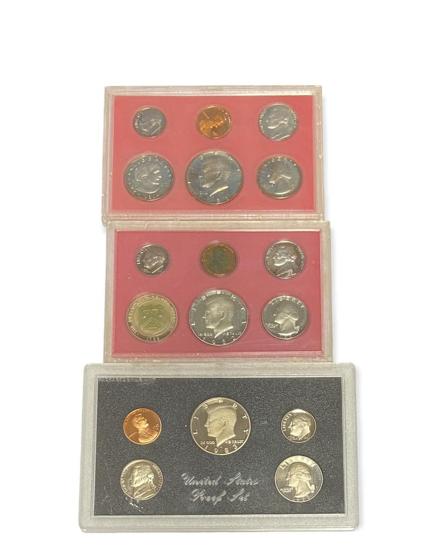 Lot of 3 - 1981-1983 Proof Sets no Box (1 of 2)