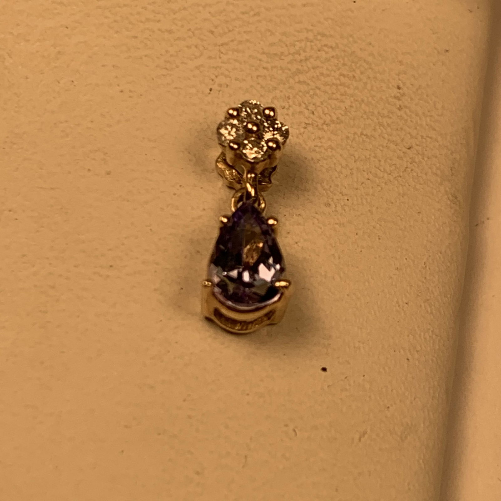 STS 14Kt Yellow Gold Pendant W/ Tanzanite & 4 Faceted 1 (1 of 5)