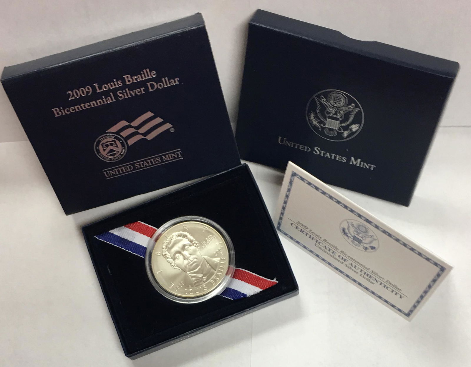 2009-P $1 Louis Braille Bicentennial Commemorative (1 of 5)