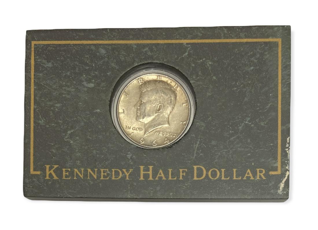 1964-P  50c Kennedy Half Dollar (1 of 2)