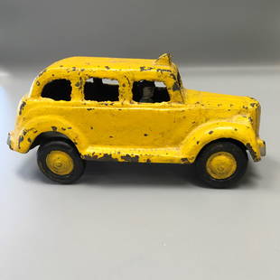 Vintage Cast Iron Yellow Taxi Cab Toy Bank: Vintage Cast Iron Yellow Taxi Cab Toy Bank, Measures in.