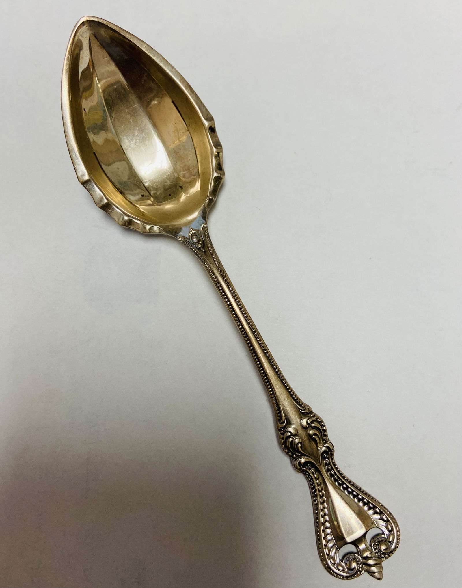 TOWLE OLD COLONIAL STERLING 5 7/8" SUGAR SPOON EXCELLENT CONDITION NO MONO 1 ozt (1 of 5)