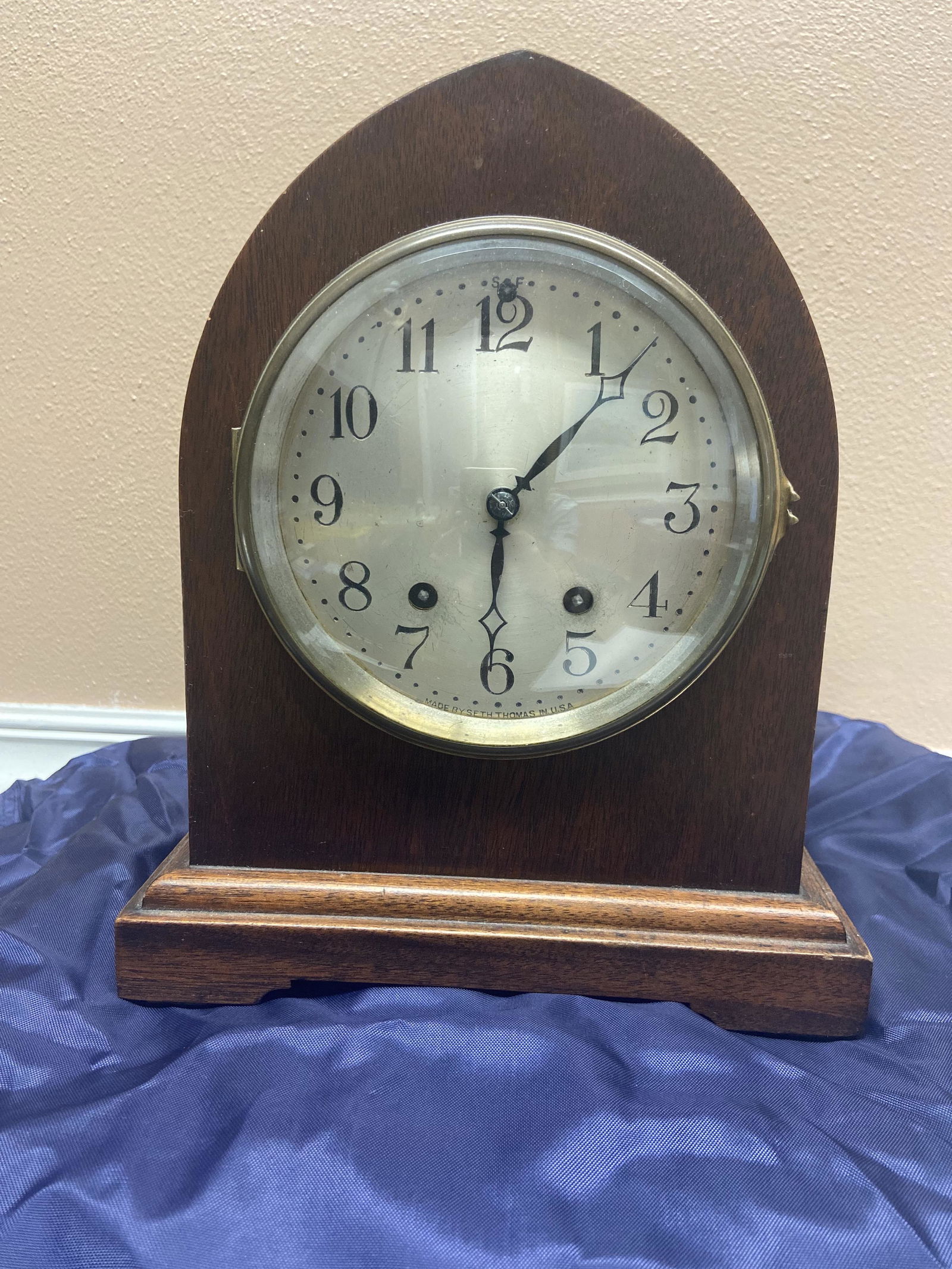 Antique Seth Thomas Shelf / Mantle Clock Made in USA from 1920's about 10.5" (1 of 5)
