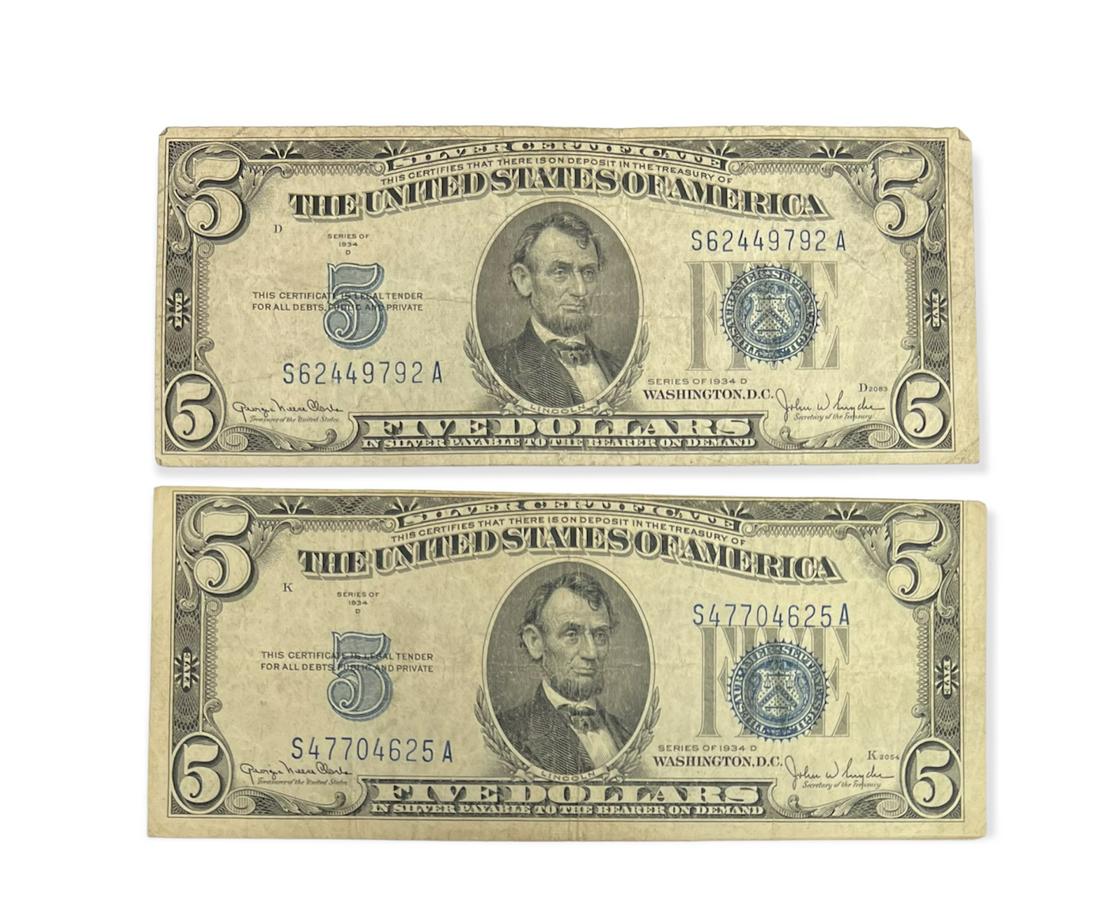 Lot of 2 - 1934D $5 Silver Certificate Blue Seal Clark & Snyder FR #1654 Circulated (1 of 4)