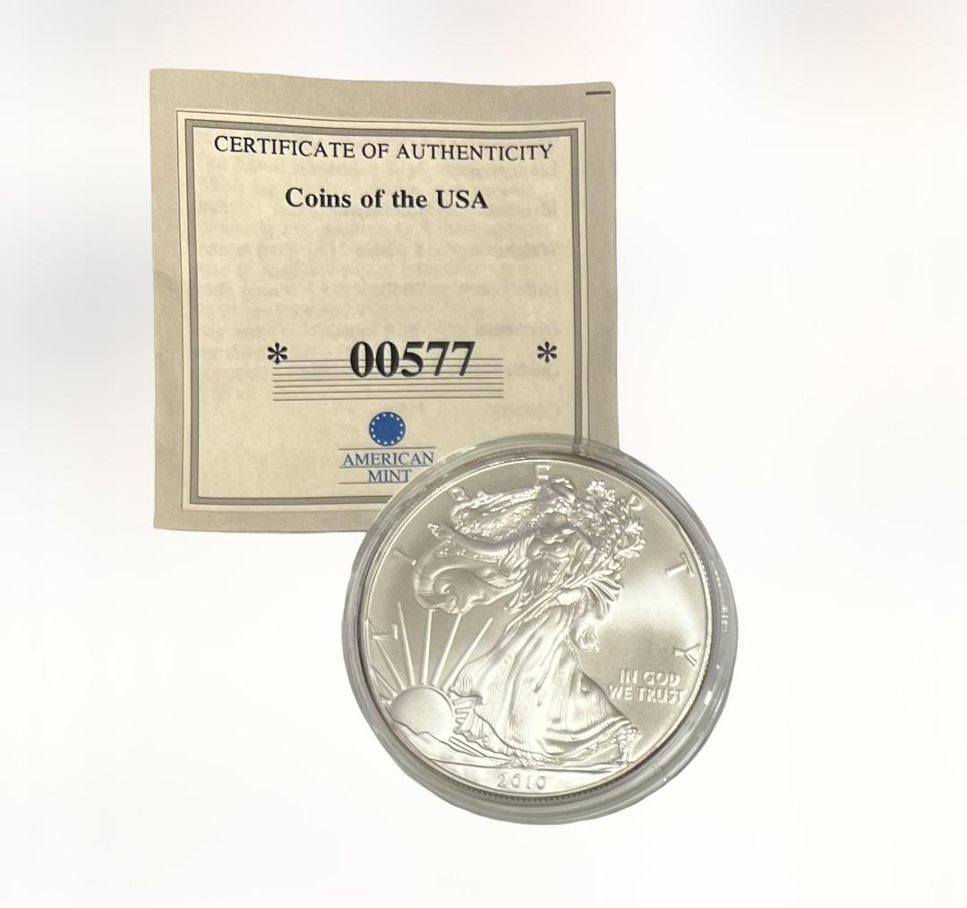 2010 $1 Silver Eagle - Coins of USA American Mint BU (1 of 2)
