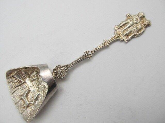 HOLLAND DUTCH 900+ SILVER EXPLORERS / TAVERN SCENE COLLECTOR SPOON GOOD COND (1 of 7)