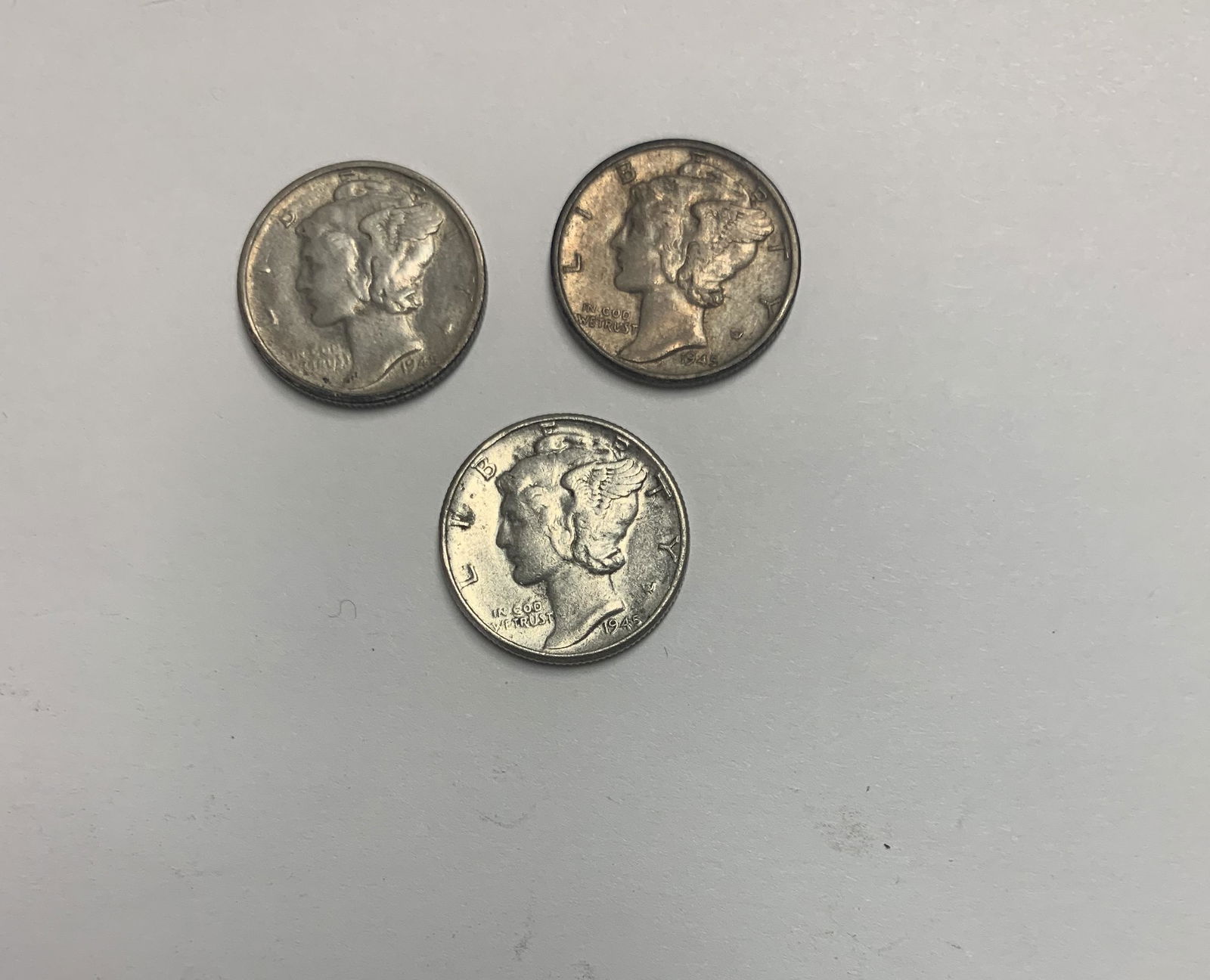Lot of 3 Mercury Silver Dimes 1945-P, 1945-D & 1945-S AU+ (1 of 2)