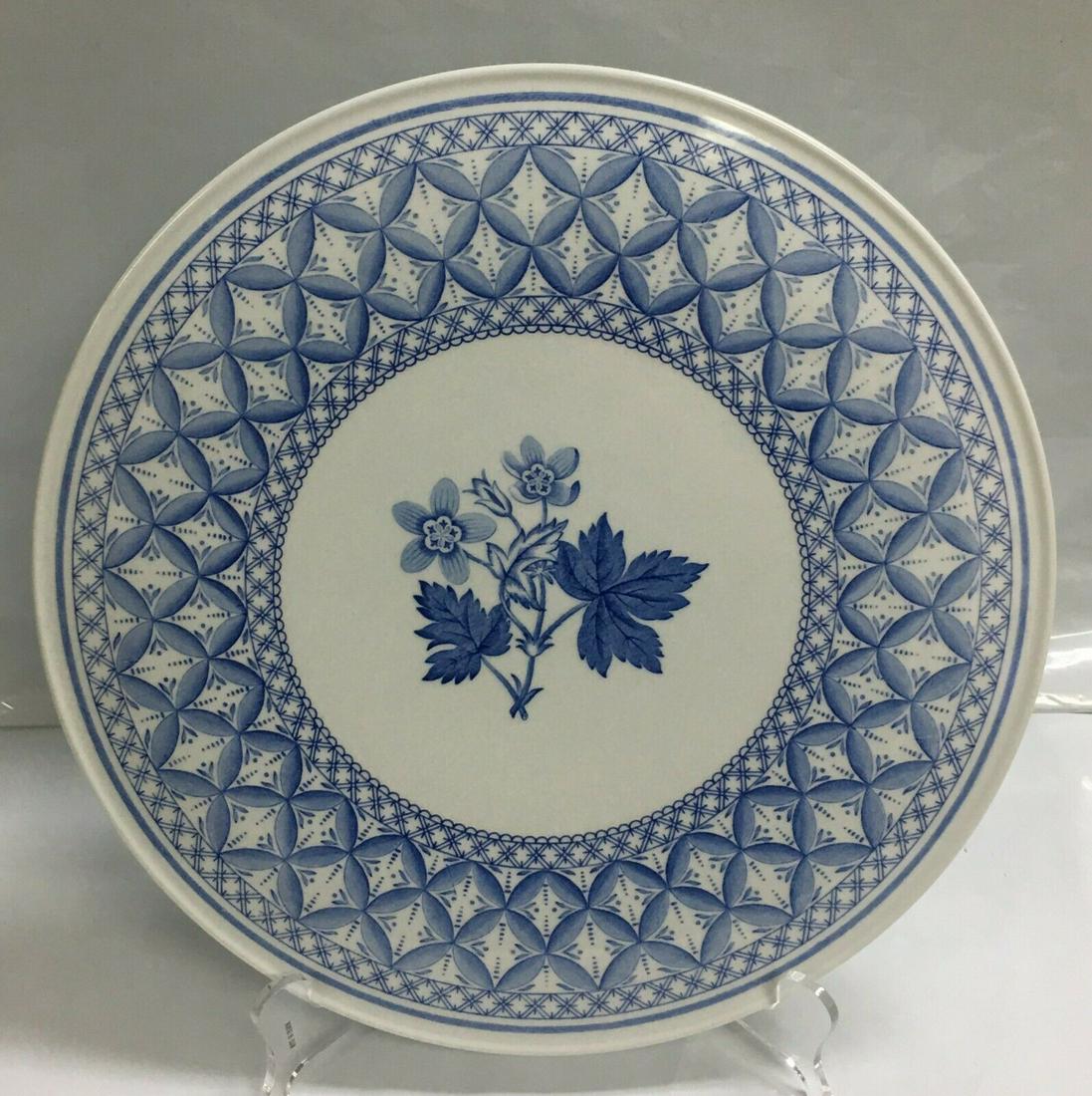 Vintage Spode Geranium Cake Plate C1820T Made in England 11.5": This beautiful plate is in excellent condition with no chips, cracks or any visible defects. It measures about 11 1/2" in diameter and 1/2" high. Please, review pictures for condition and details. Thi