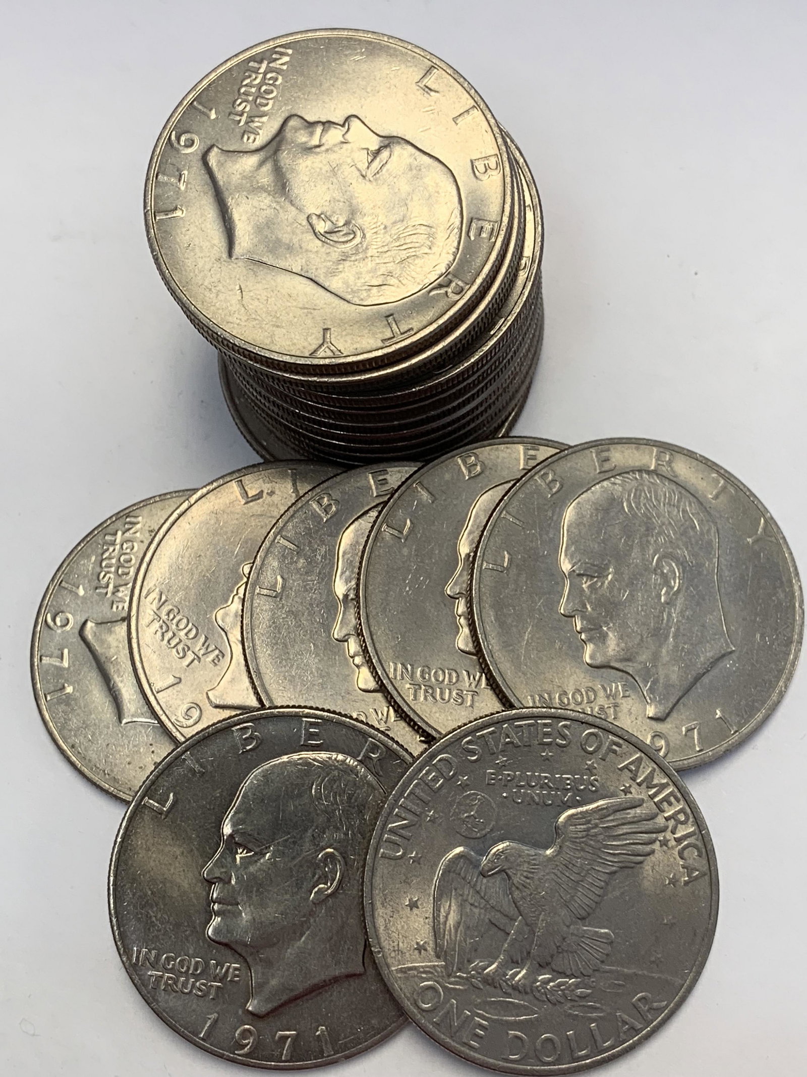 1971-P Eisenhower Dollars Roll of 20 in plastic tube AU/BU (1 of 2)