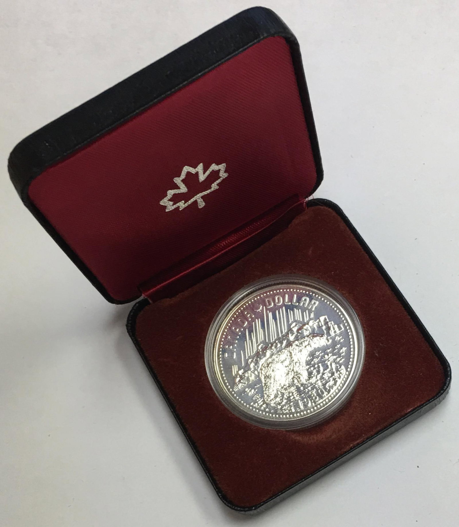 1980 Canada Arctic Territories Silver Dollar in Original Box $1 Specimen (1 of 5)
