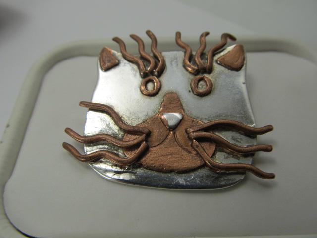 C D CAT / KITTY PIN STERLING SILVER COPPER WHISKER WIRING ACCENTS V GOOD COND (1 of 5)