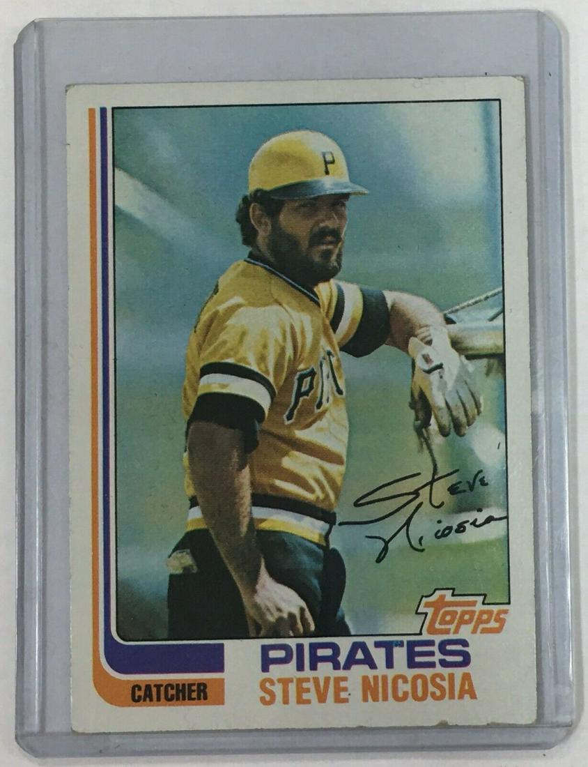 1982 Topps # 652 Steve Nicosia Autographed Baseball Card (1 of 2)