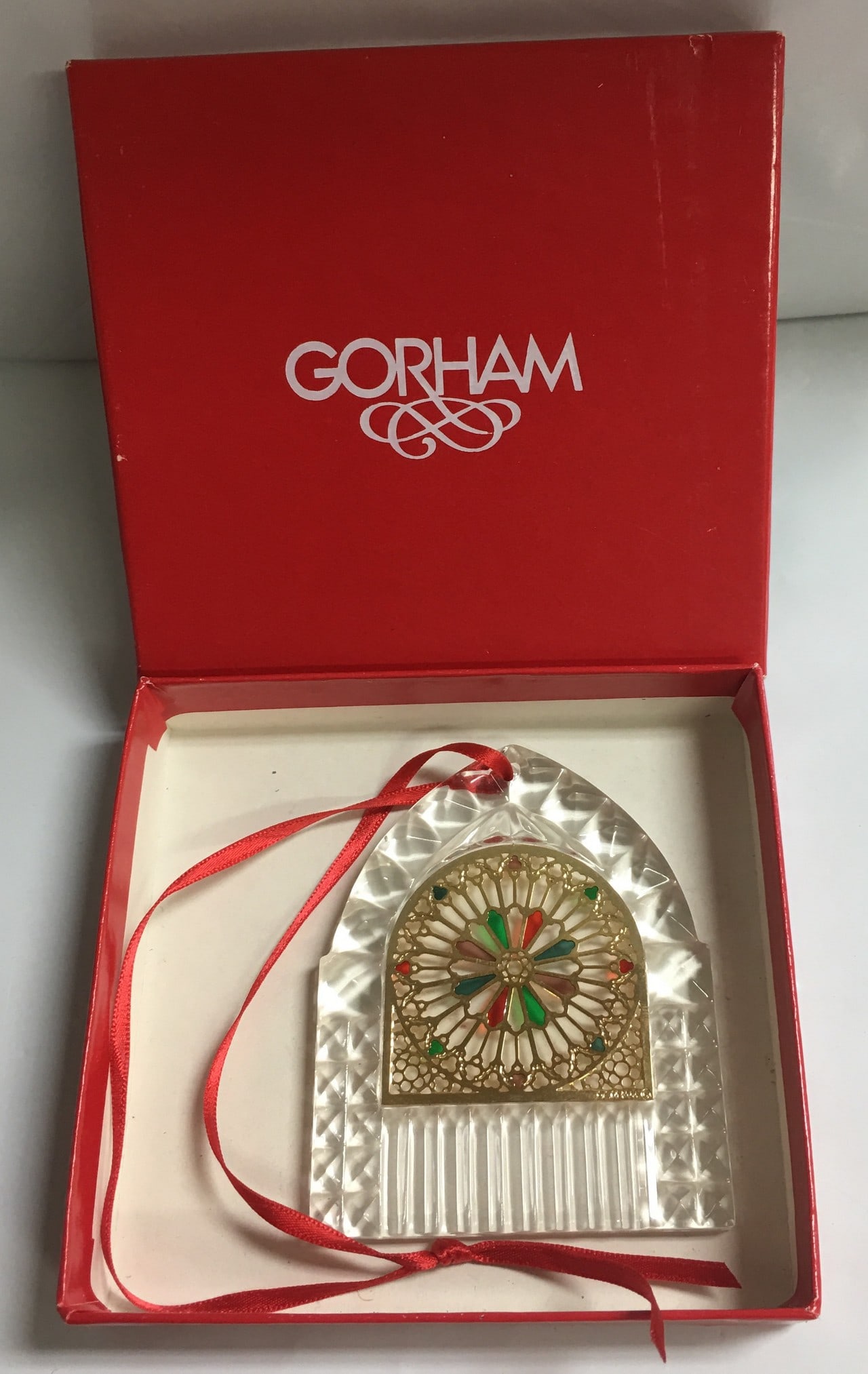 Vintage Gorham Crystal English Cathedral Window Ornament in Box: This ornament is in excellent, like new condition in original box. It measures about 3" by 2.5". Please, review pictures for condition and details.