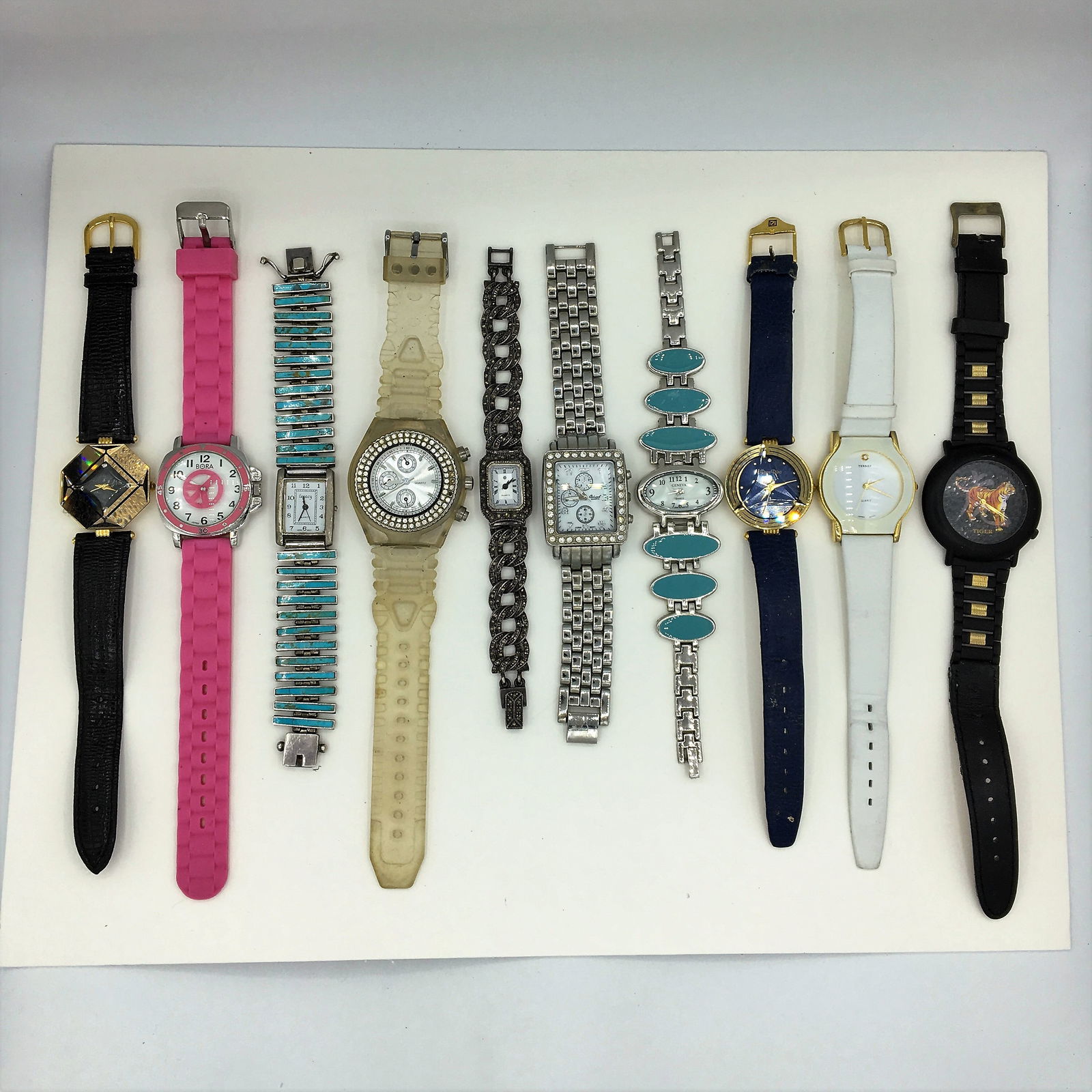 Lot of 10 Ladies Fashion Quartz Wrist Watches (1 of 2)