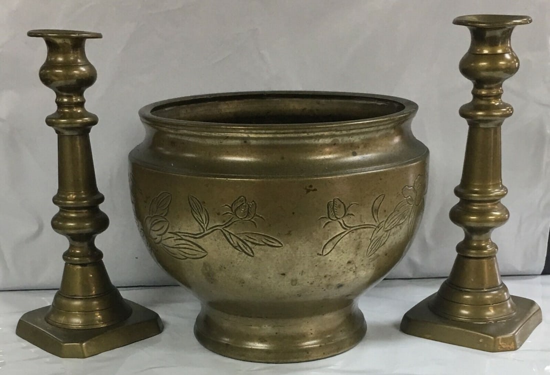 Vintage Brass Footed Pot Planter and Two Candle Holders Set (1 of 8)