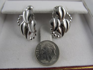 LEAF THEME STERLING SILVER VINTAGE SCREWBACK EARRINGS XLNT COND