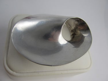 ZINA MODERNIST STERLING SILVER VINTAGE PIN 2 ?" W V GOOD COND