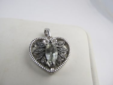 R CHINA ATTRACTIVE HEART PENDANT QUARTZ / CRYSTAL ACCENTS STERLING  1" H XLNT