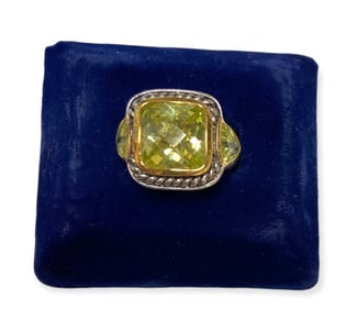 Sterling Silver Elegant Cocktail Light Green Cubic Zirconia Ring Size 7.25