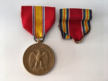 National Defense Service Medal & Ribbon Set