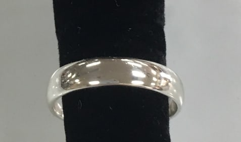 .925 Sterling Silver Wedding Band Ring 6 mm. Size 13.75