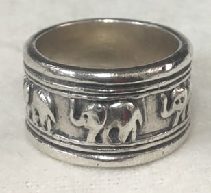 Vintage 925 Sterling Silver Elephant for Good Luck Band Ring Size 8.75