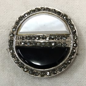 Vintage Sterling Silver Marcasite Onyx & Mother of Pearl Stones Brooch Pin