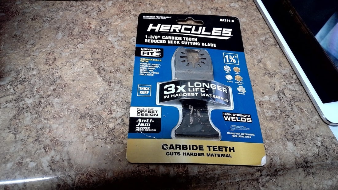 HERCULES 1-3/8" Bi-Metal Plunge/Flush Cutting Blade. HA211-8 (1 of 2)