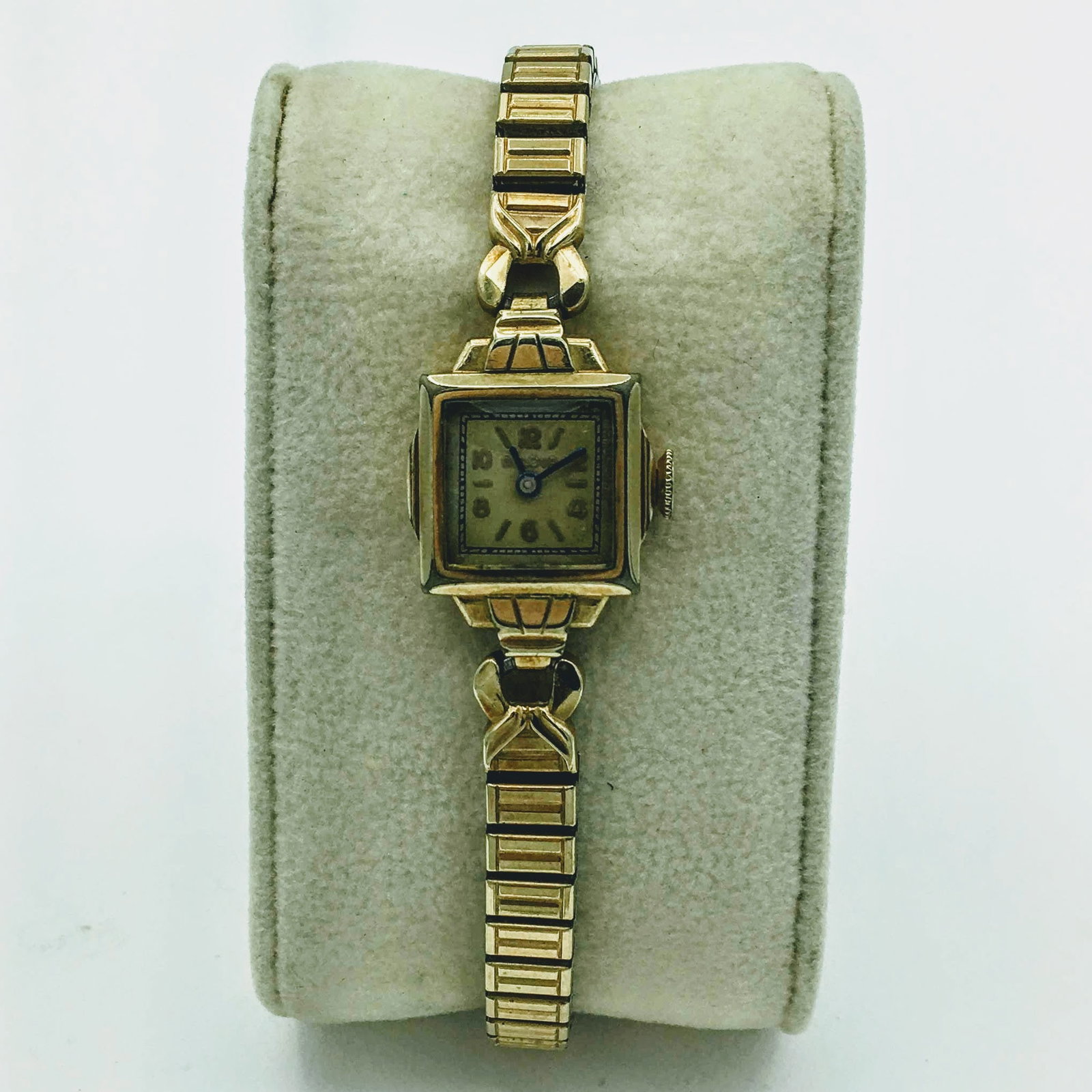 Vintage Bulova Swiss 17J Unadj 6A2 10K RGP Ladies Wrist Watch Running (1 of 6)