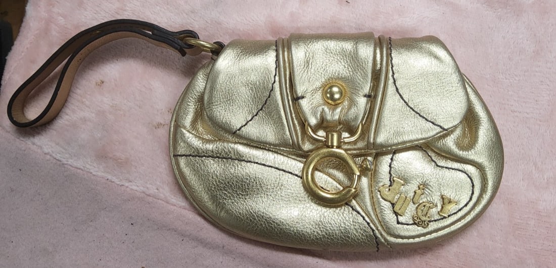 Juicy Couture Women's Gold Leather Evening Handbag Clutch (1 of 8)
