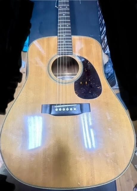 Alvarez Model # DY 57 Acustic Guitar: 1599This Alvarez Model # DY 57 Acoustic Guitar is a high-quality instrument perfect for any right-handed player. The guitar has a hollow body type and comes in a beautiful brown color. It is equipped 