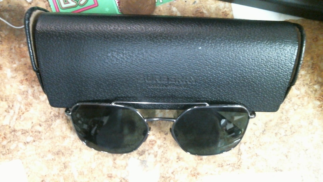 Mint Burberry B 3107 1003/71 Metal Sunglasses 56-18-145 (1 of 6)