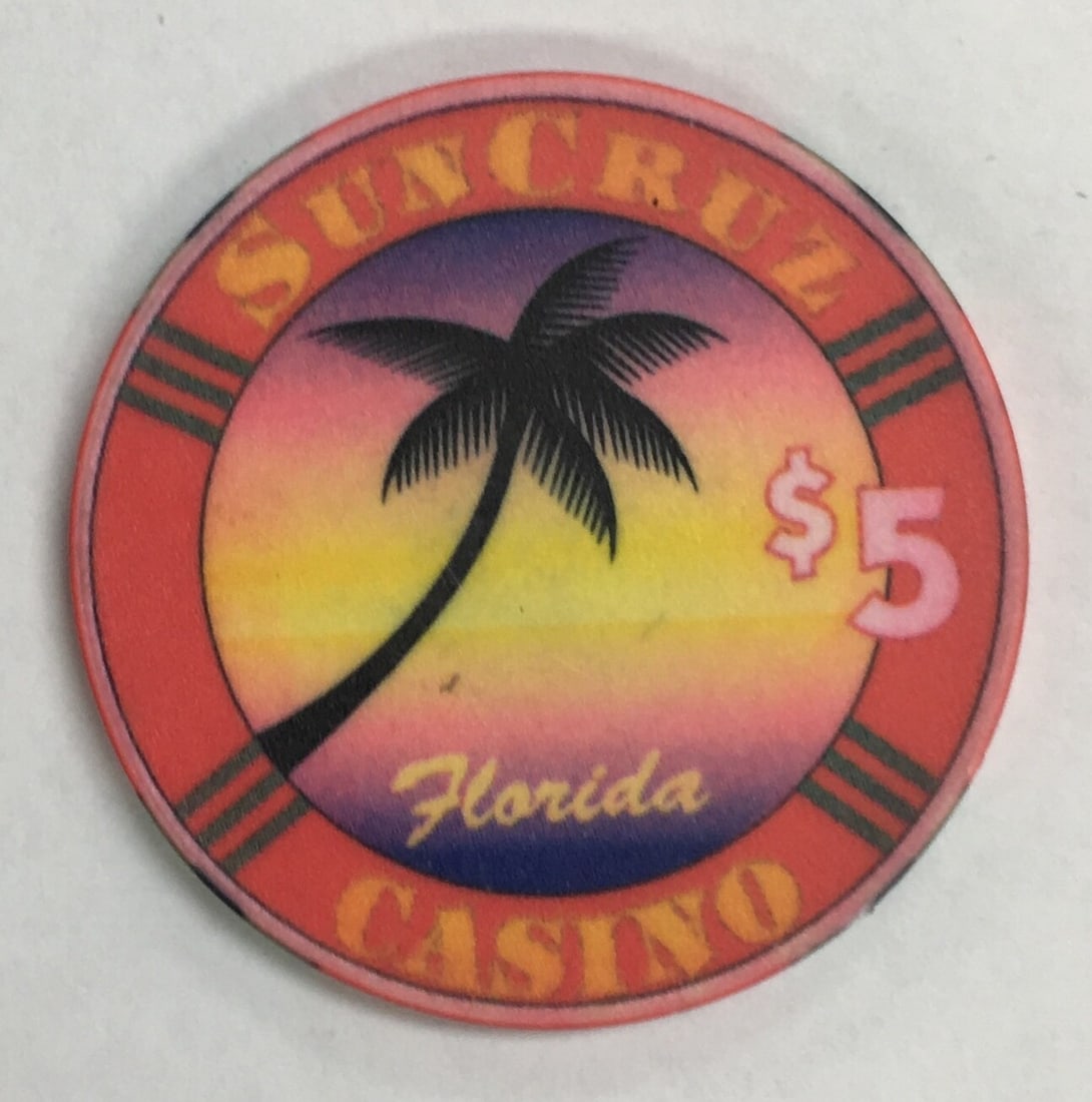 Sun Cruz Casino Florida $5 Poker Chip (1 of 3)