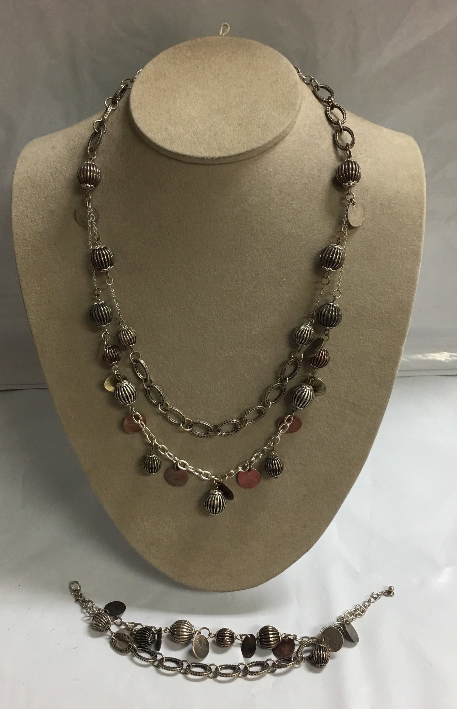 Vintage Premier Designs ECLECTIC Two Strands Necklace and Bracelet: This set is in very good condition with little wear seen. It has an older, unpolished patina and should polish nicely. Many Premier Designs pieces are silver plated and will require periodic cleaning.