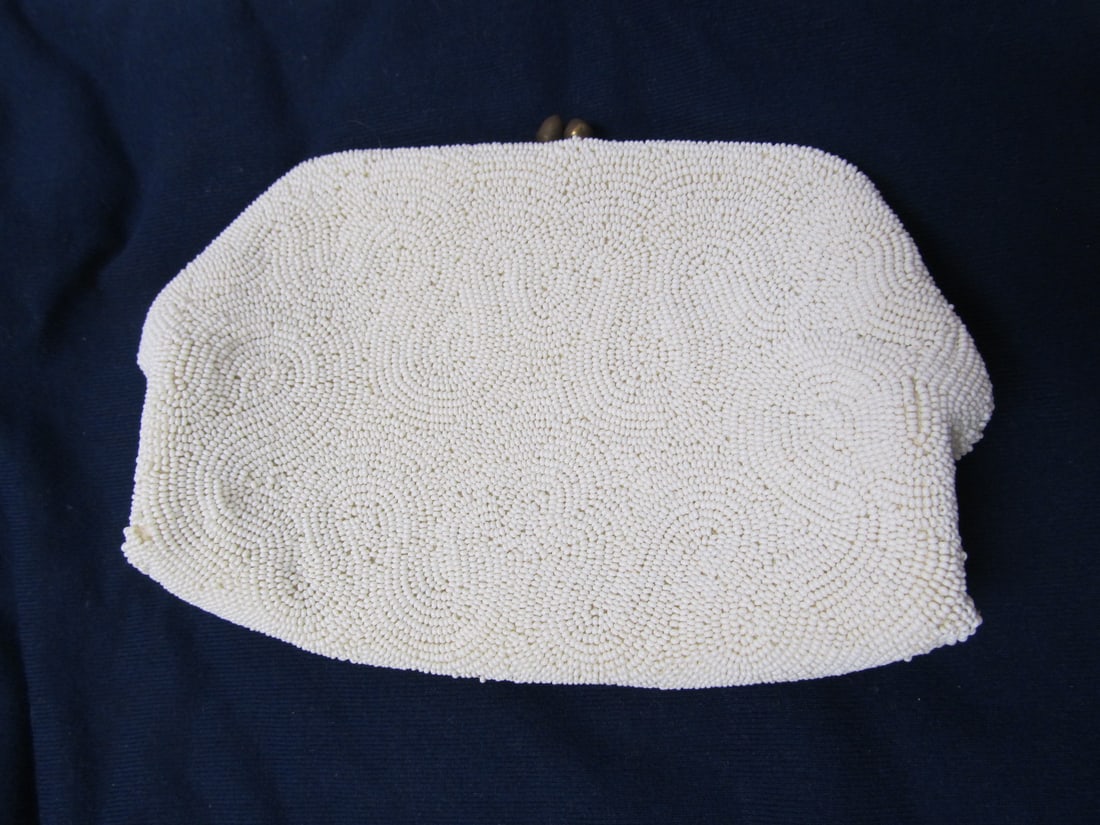 BAGS BY JOSEPH WHITE CLUTCH / HANDBAG / PURSE BEADED BELGIUM 7" W V GOOD COND: This fine hand-beaded in Belgium white clutch or handbag is by Bags by Joseph. It is in very good condition with little wear including to the interior. It closes tightly, but the metal closure has wea