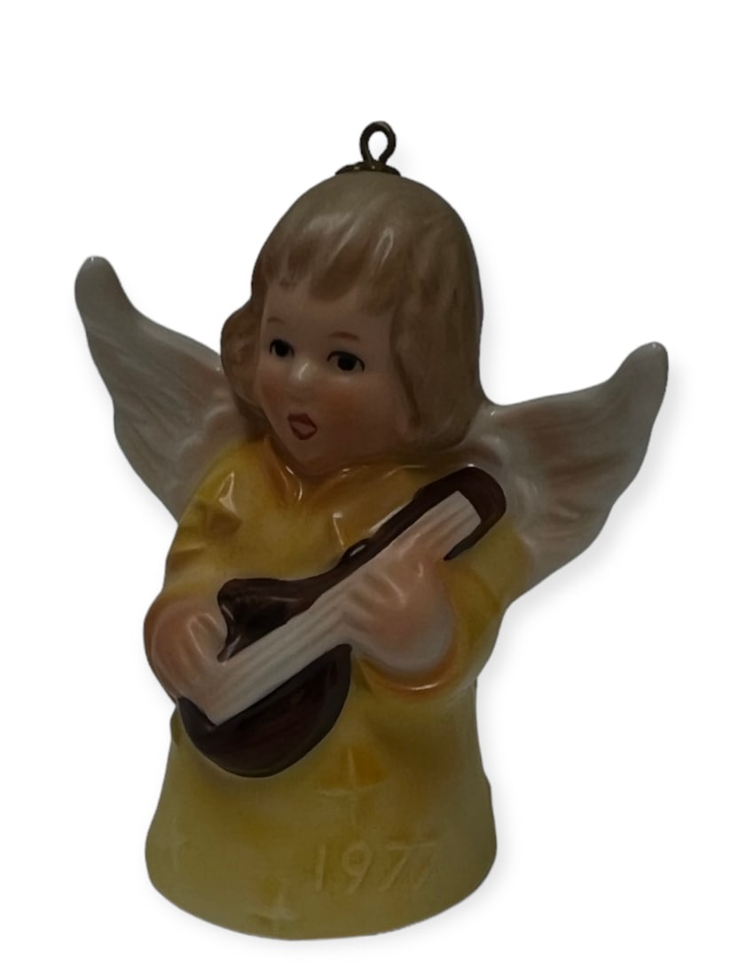 1977 2nd Annual Edition Vintage Goebel Angel Bell Annual Christmas Tree Ornament: 1977 2nd Annual Edition Vintage Goebel Angel Bell Annual Christmas Tree Ornament - The figurine is about 3" tall, excellent condition, no box. Use zoom feature on photos to see details of the piece. P