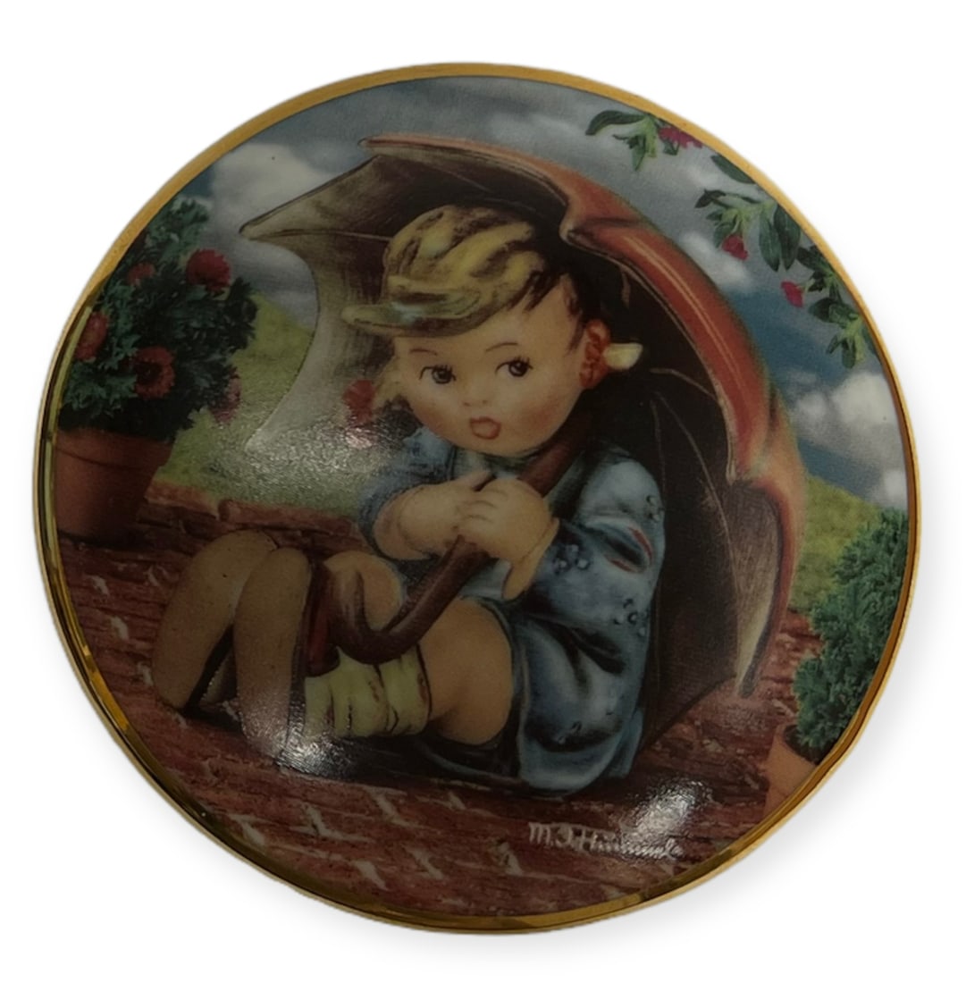 1993 Umbrella Girl Hummel Music Box Collection the Danbury Mint Goebel #3832 (1 of 2)