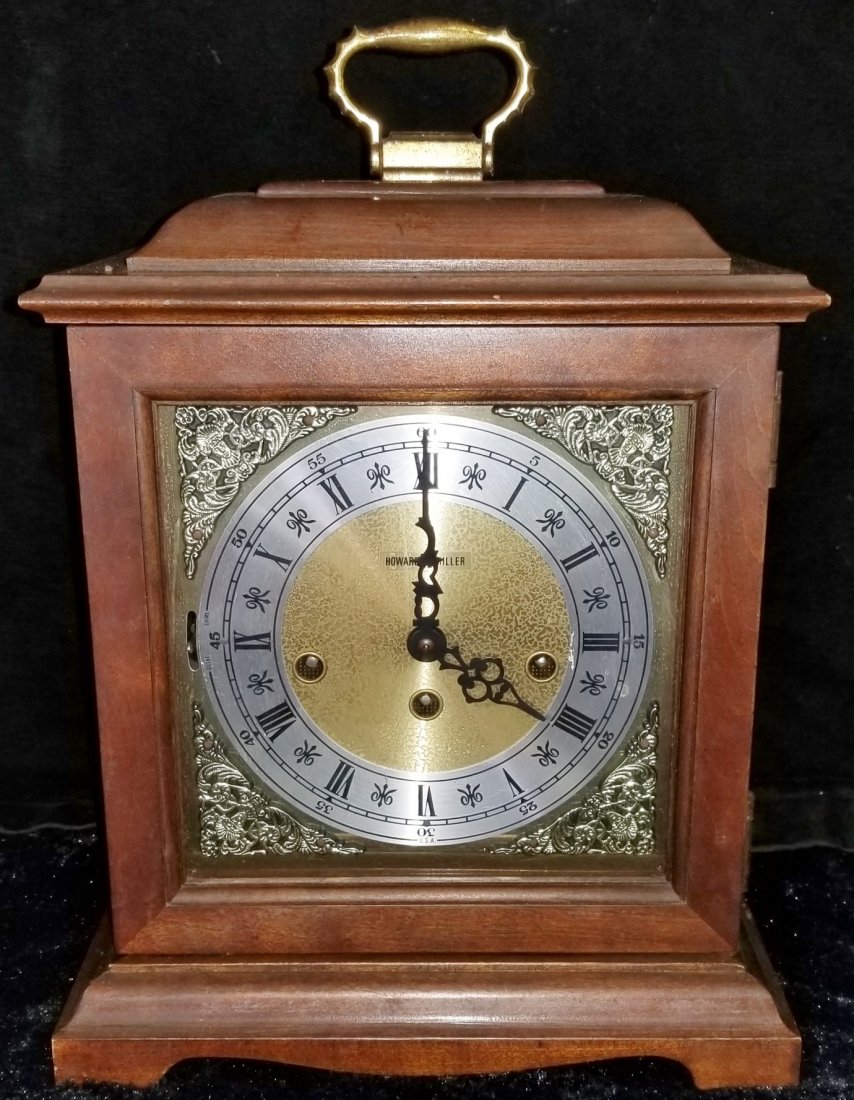 Howard Miller Mantle Clock: Howard Miller Mantle Clock