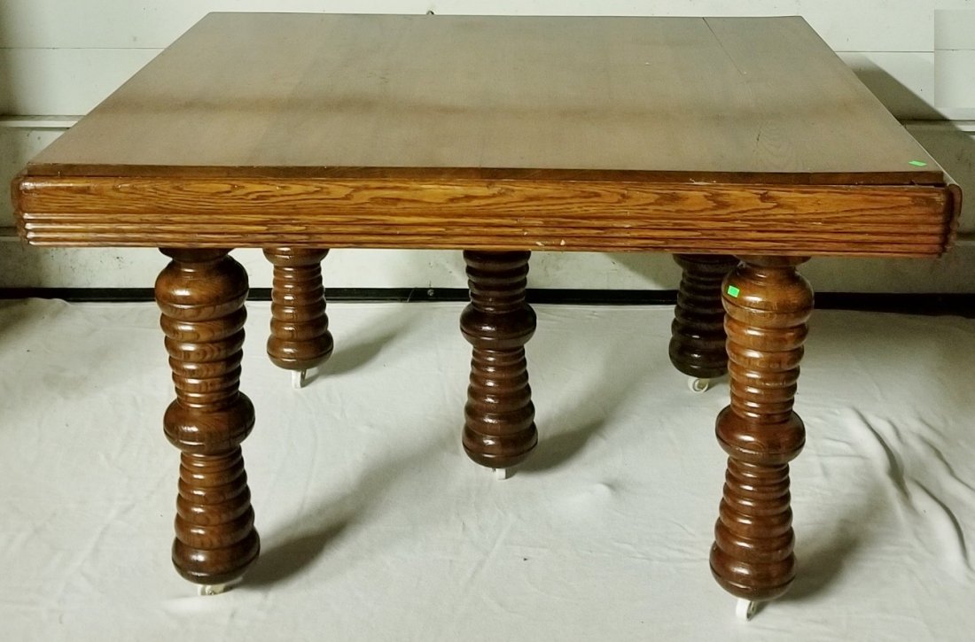 Oak 5 Legged Barber Table: Oak 5 Legged Barber Table
